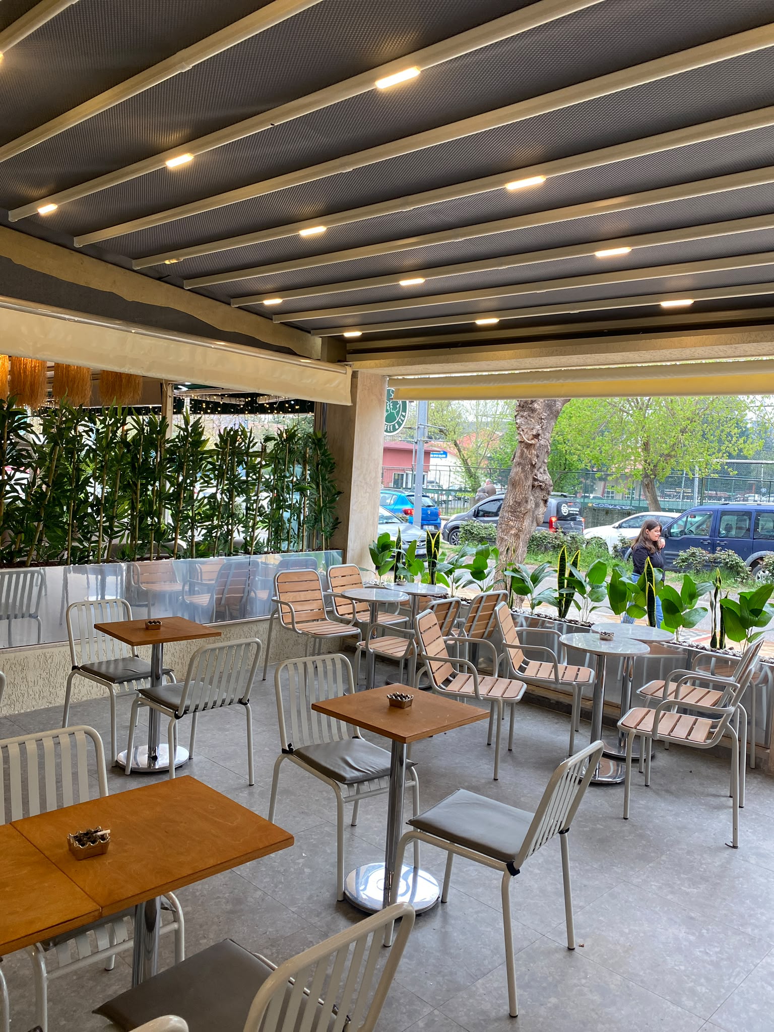Maclaren’s Coffee Ayşekadın şubesi görseli 4