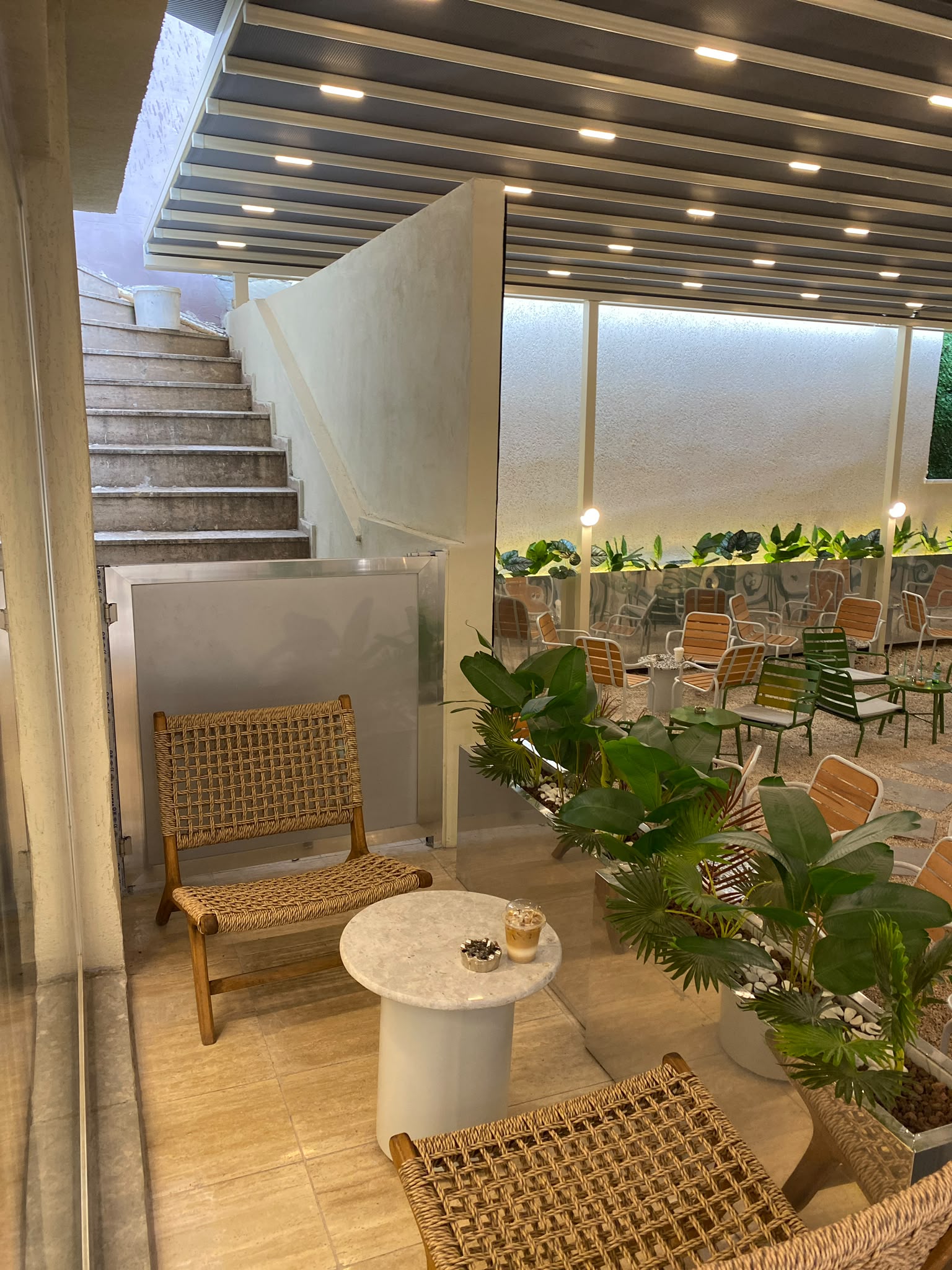 Maclaren’s Coffee Ayşekadın şubesi görseli 5